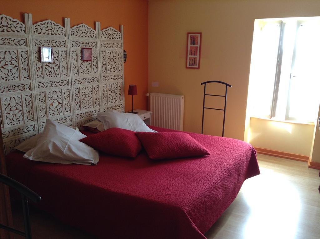 Chambres D'Hotes L'En Haut Des Vignes Mérignac Δωμάτιο φωτογραφία